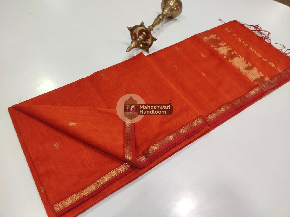 Maheshwari Star Butti Sarees