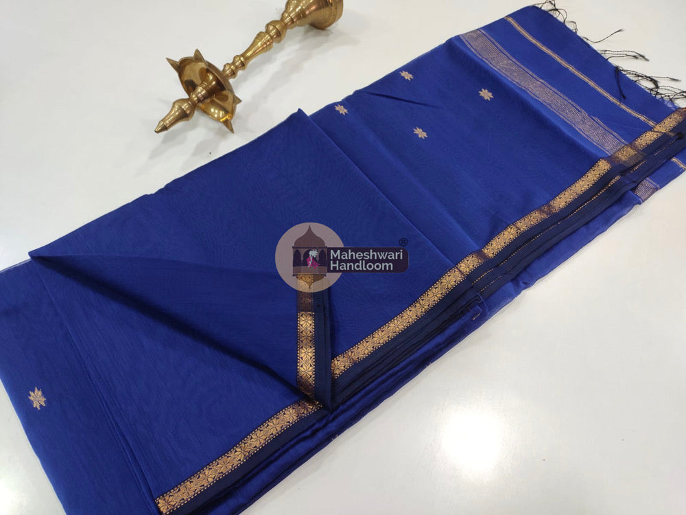 Maheshwari Star Butti Sarees
