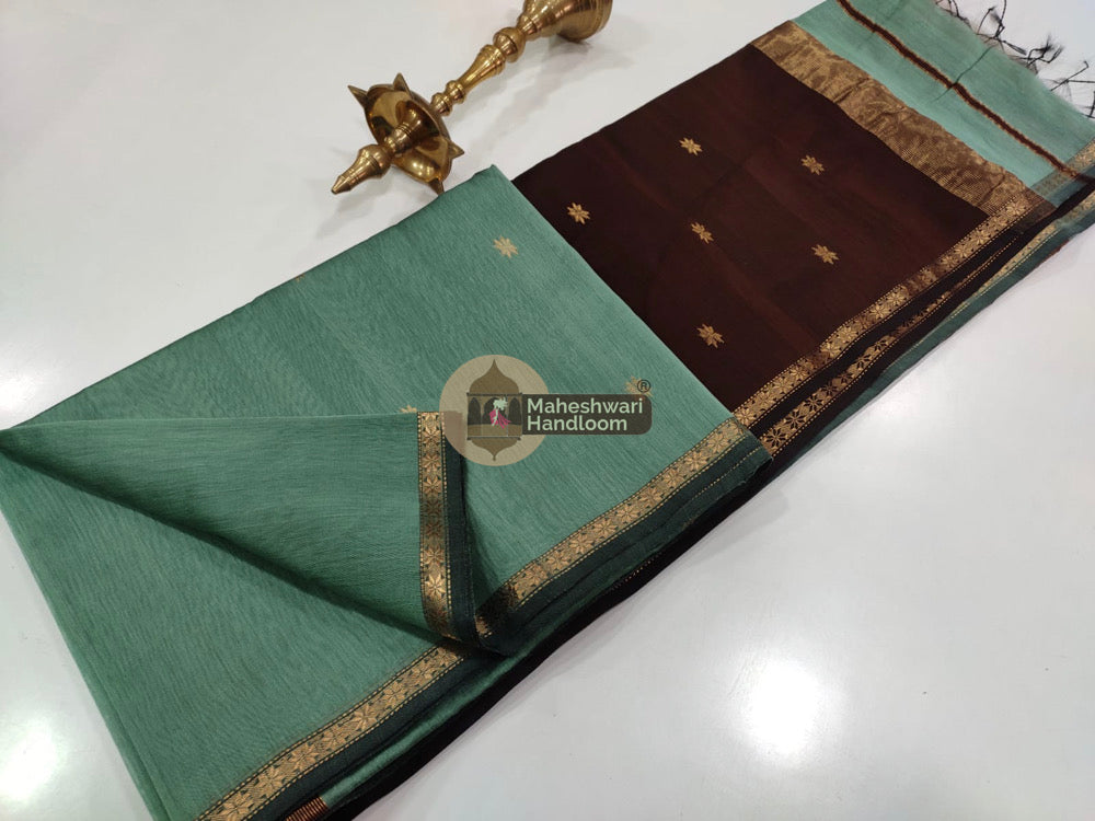 Maheshwari Star Butti Sarees