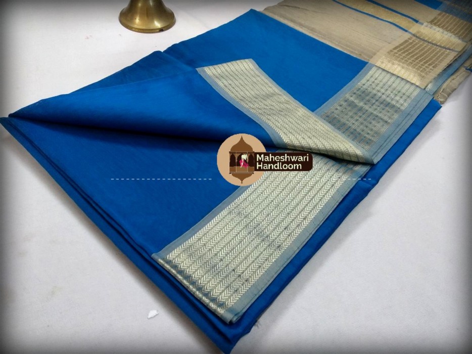 Maheshwari  Resham 9v Border saree