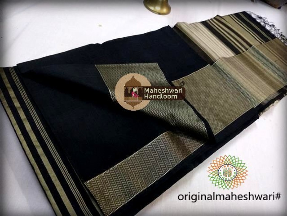 Maheshwari Black Resham skirt Border saree