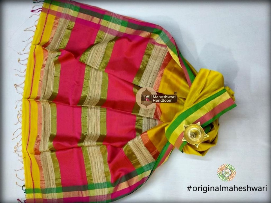 Handwoven Maheshwari Kosa Pallu Yellow  Saree