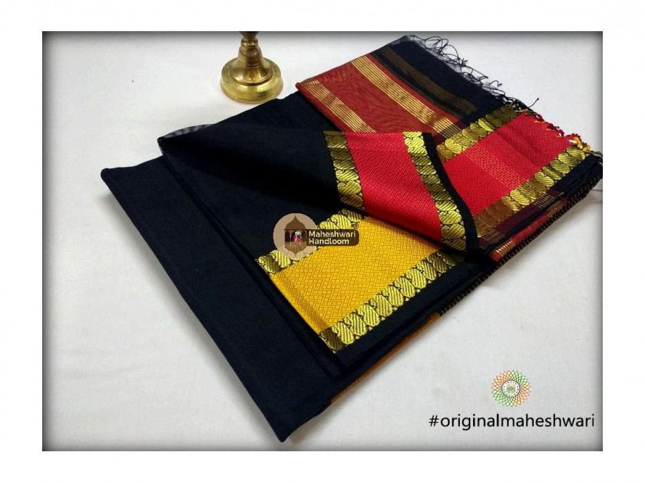 Maheshwari Black Keri buti Border Saree