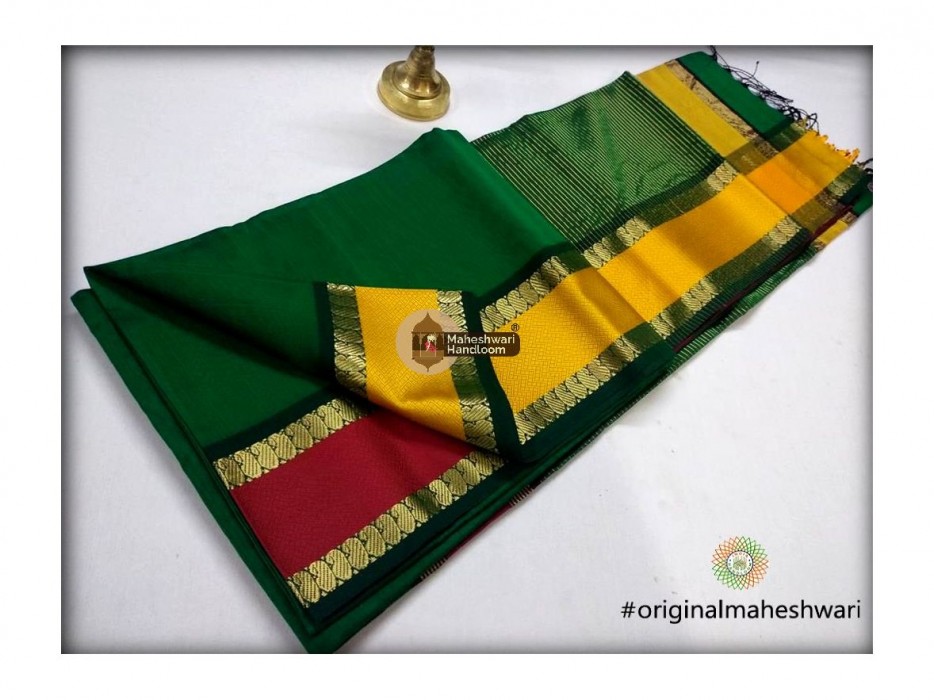 Maheshwari Chutney Green Keri buti Border Saree