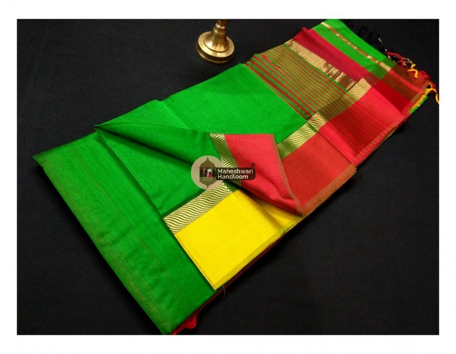 Maheshwari Dark Green Ganga Jamuna saree