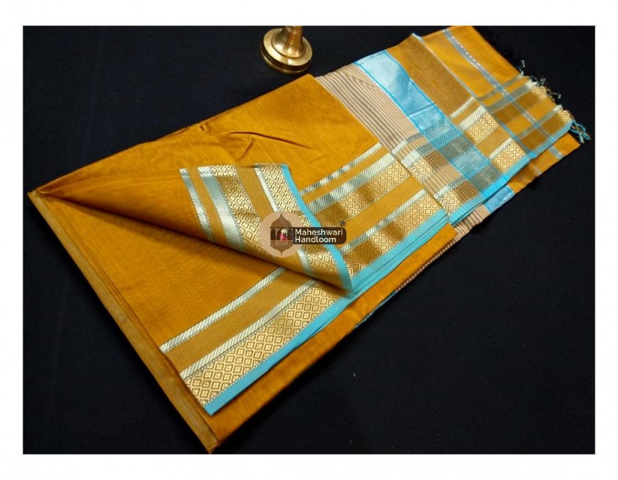 Maheshwari Rust Jari Border Saree