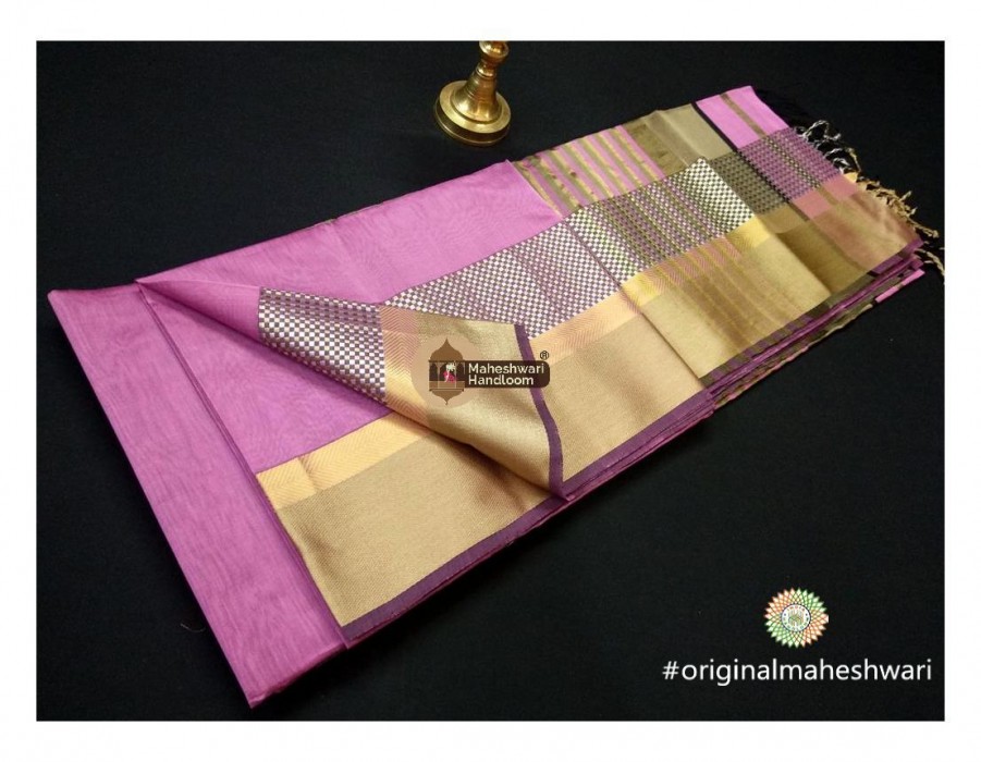 Maheshwari Rose Pink Shatranj Border saree