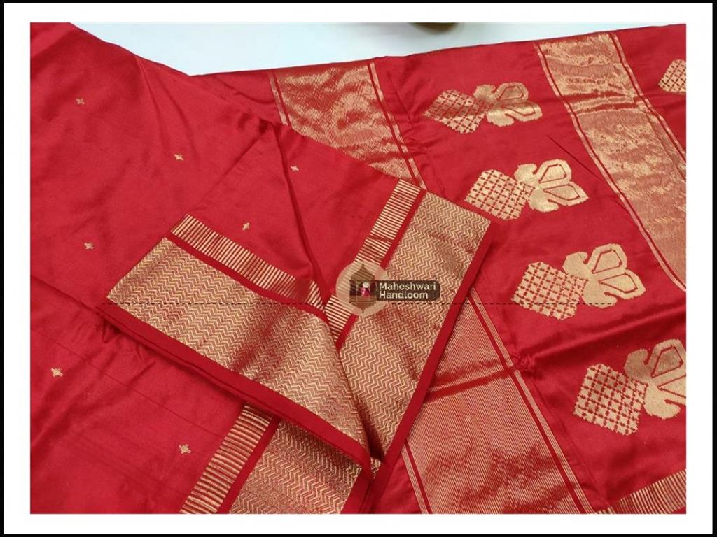 Maheshwari Red Pure Silk Saree With Buta Buti Weaving