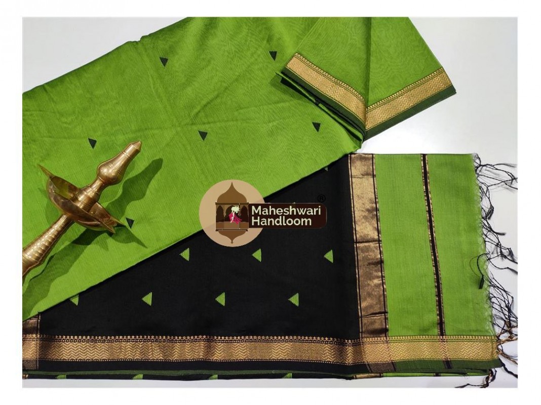 Maheshwari Green Tringle Buti saree