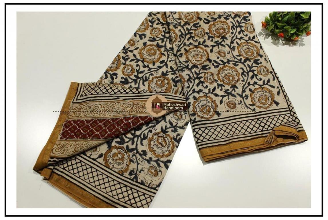 Maheshwari Offwhite Batik Print saree