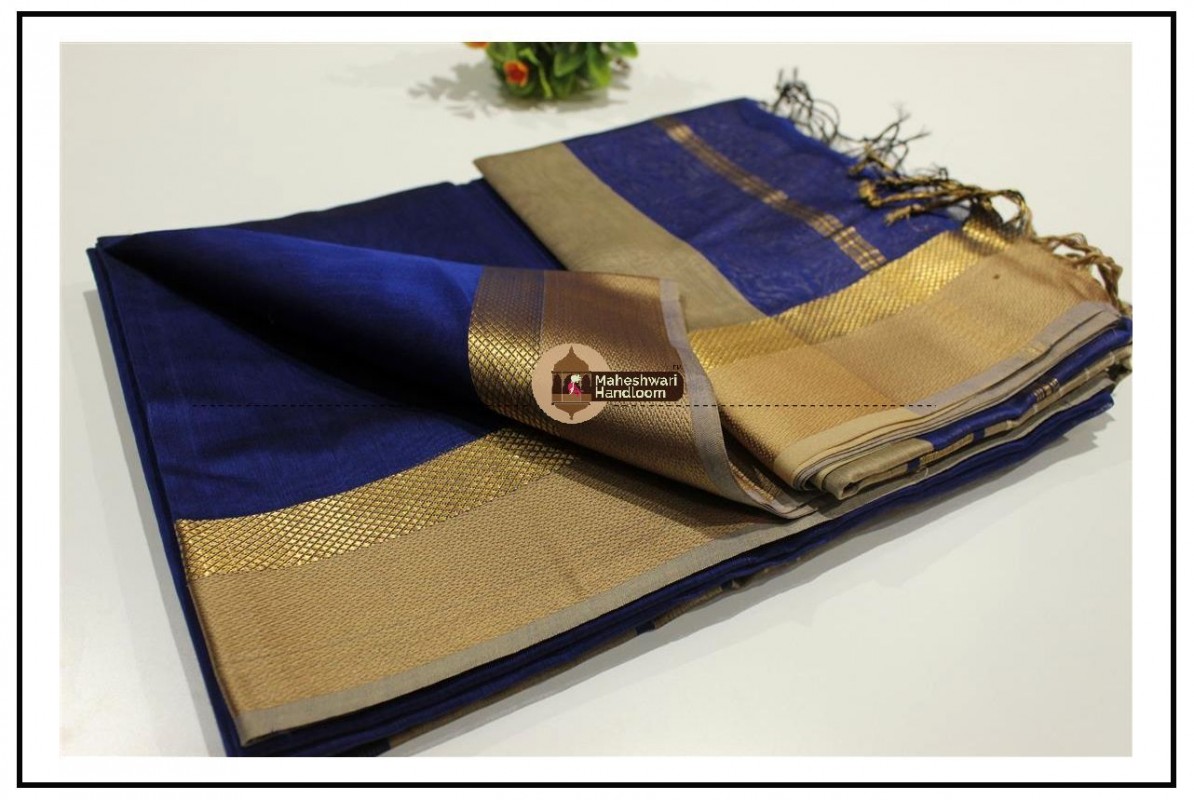 Maheshwari Blue Resham skirt Border saree