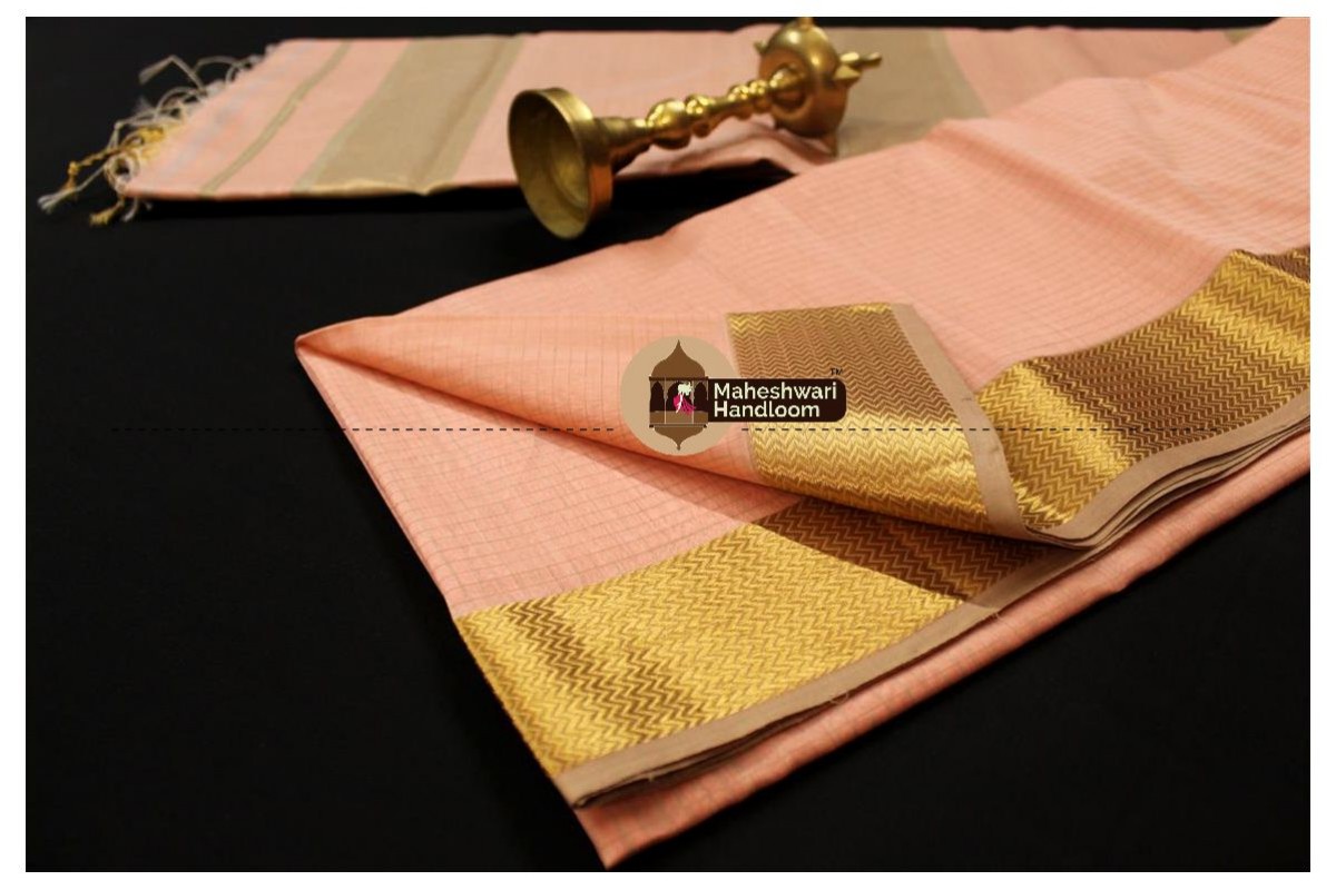 Maheshwari Light Peach Self Checks Body Saree