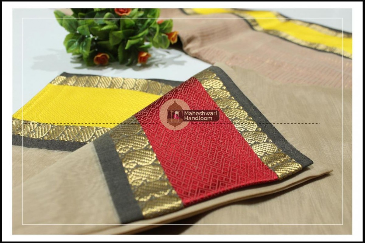 Maheshwari Tussar Keri buti Border Saree