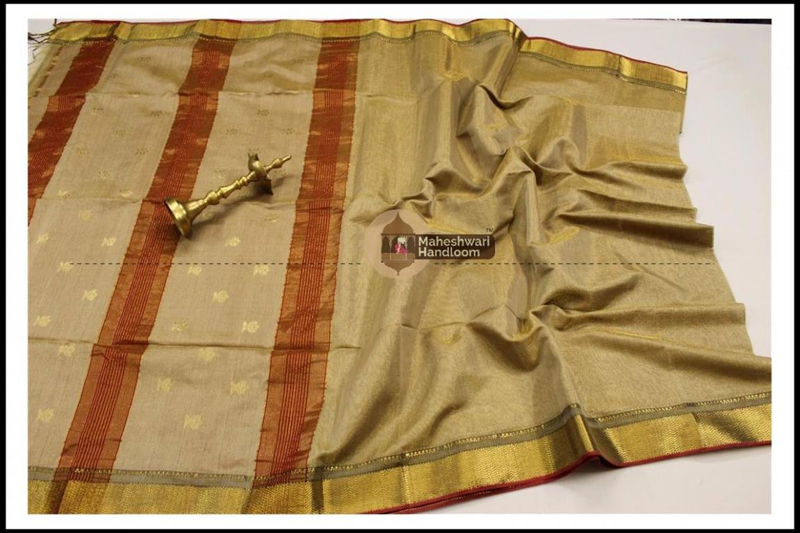 Maheshwari Grey Tissue Buti Pallu Weaving Saree 
