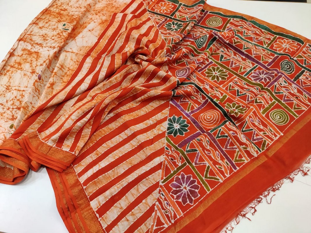 Maheshwari Orange Colour Handwoven Indoasian Batik Handpainted Sarees with Zari Border