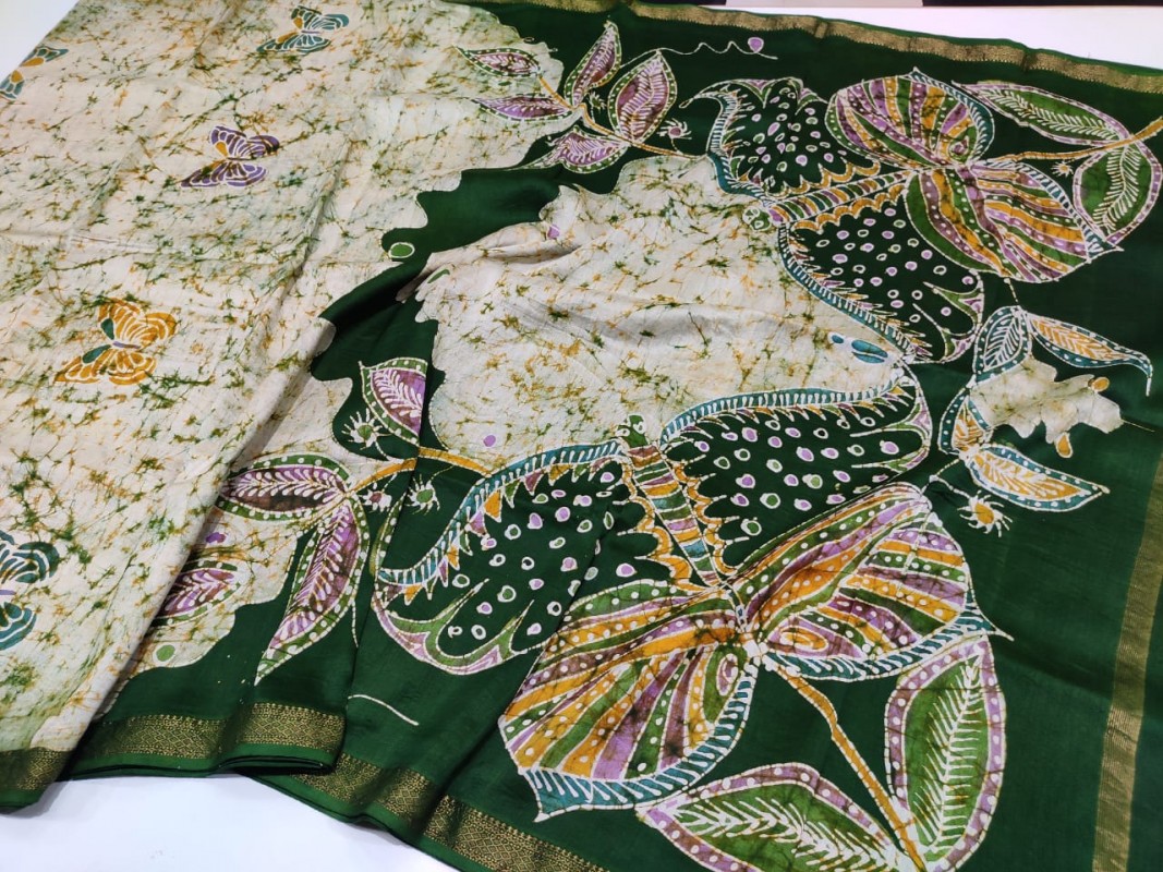Maheshwari Green Colour Handwoven Indoasian Batik Handpainted Sarees with Zari Border