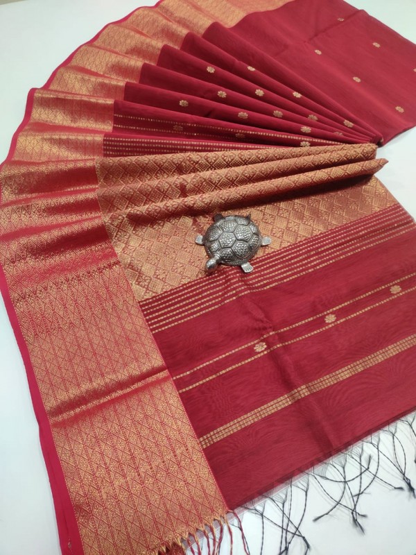 Maheshwari Red Zari Pallu weaving Sarees